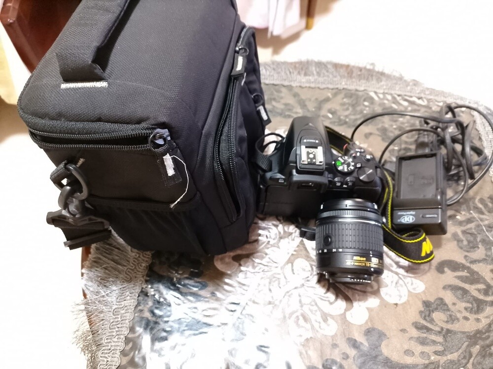 Nikon D5600 - 2