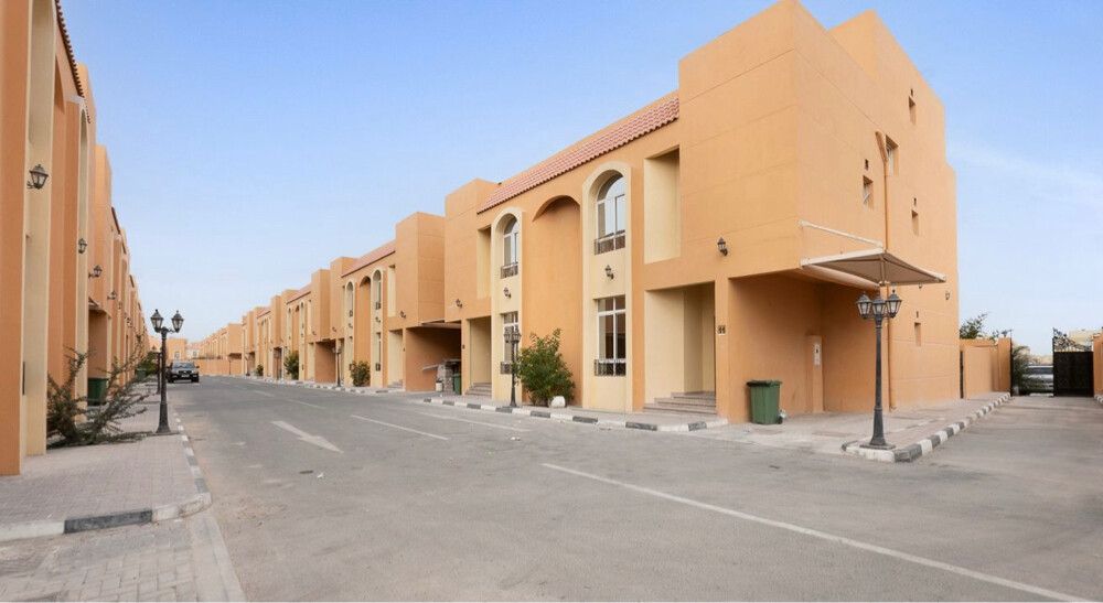 4 BR Compound Villa for Rent  - 1