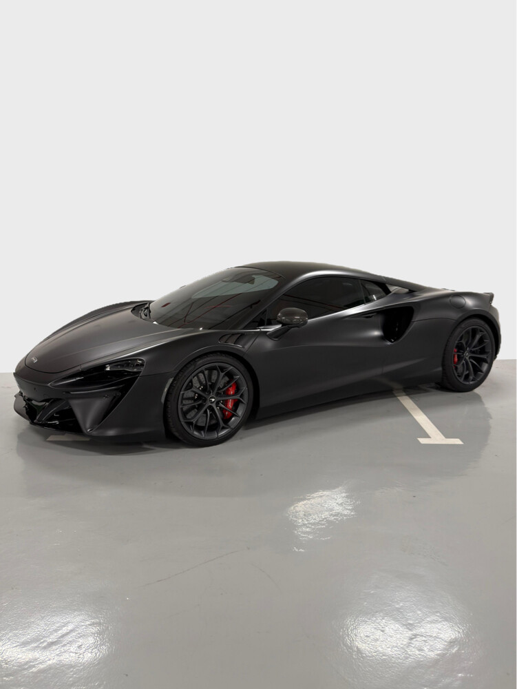 مكلارين اس 750 - 1