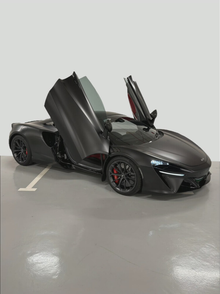 مكلارين اس 750 - 5