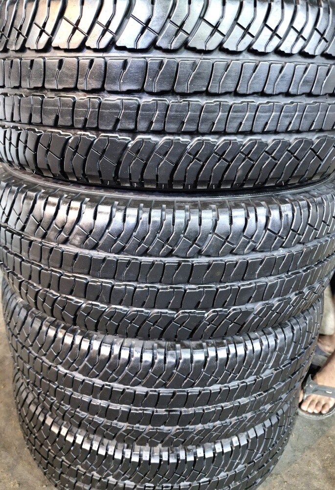 275/70/18" Michiline tire - 3