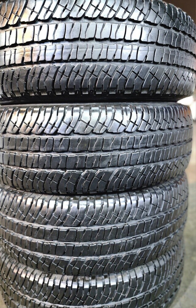 275/70/18" Michiline tire - 2
