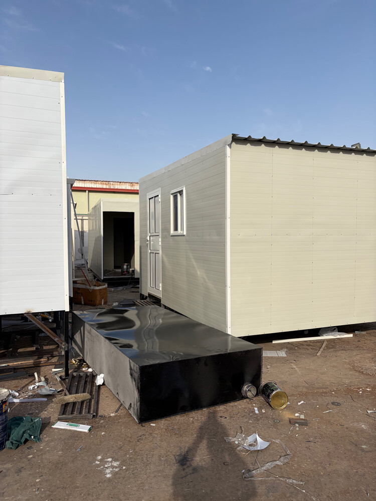 PORTA CABIN CARAVAN - 2