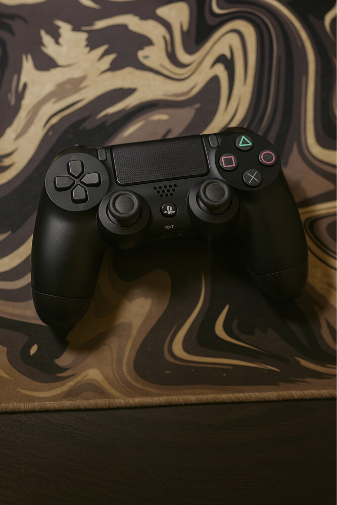 PS4 Controller  - 1