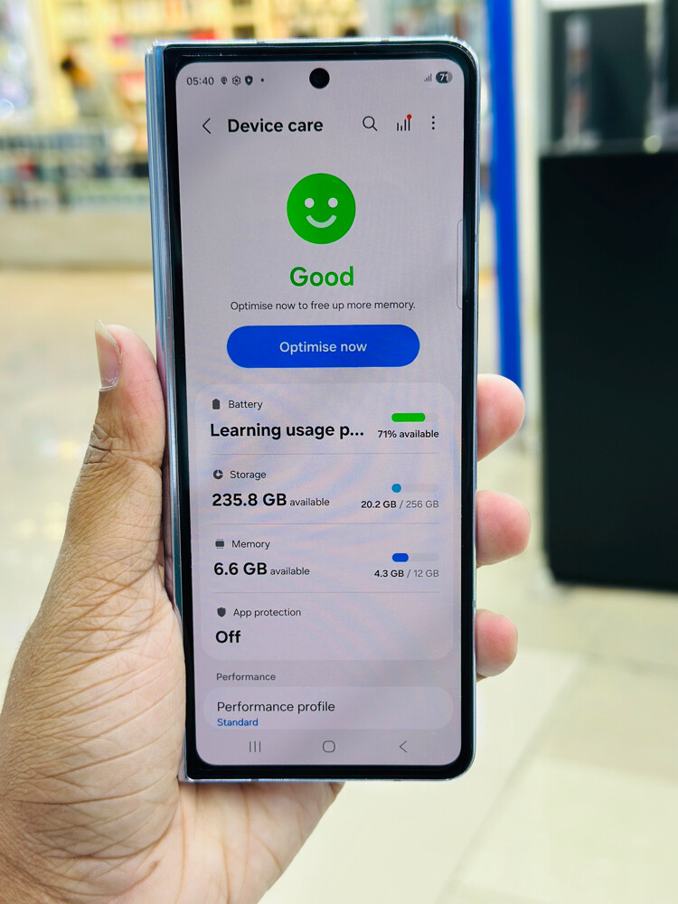 Samsung Galaxy Z fold 5 - 7