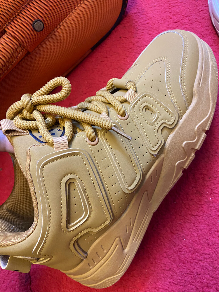 sneaker - 3