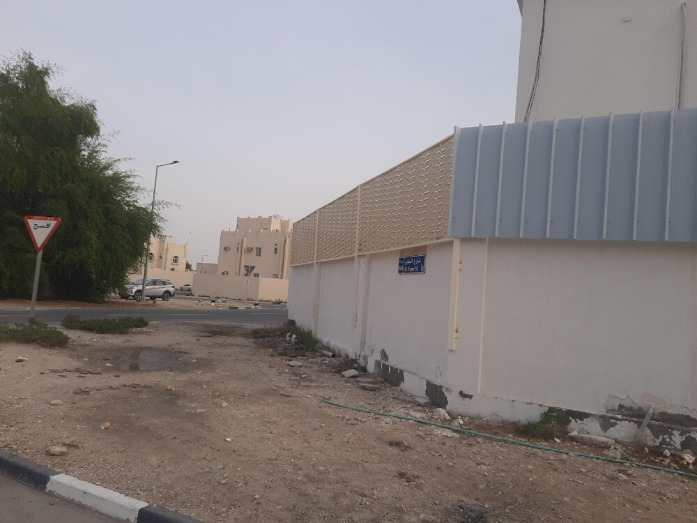 متخصصون في جميع انواع سواتر (يو ب - 8