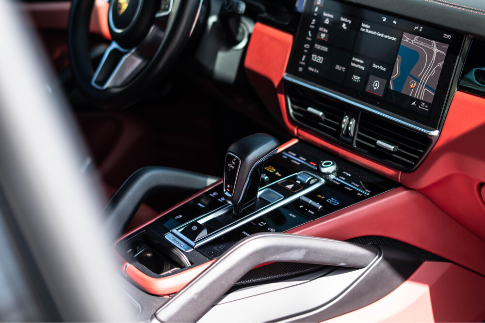 Porsche Cayenne 2020 - 12