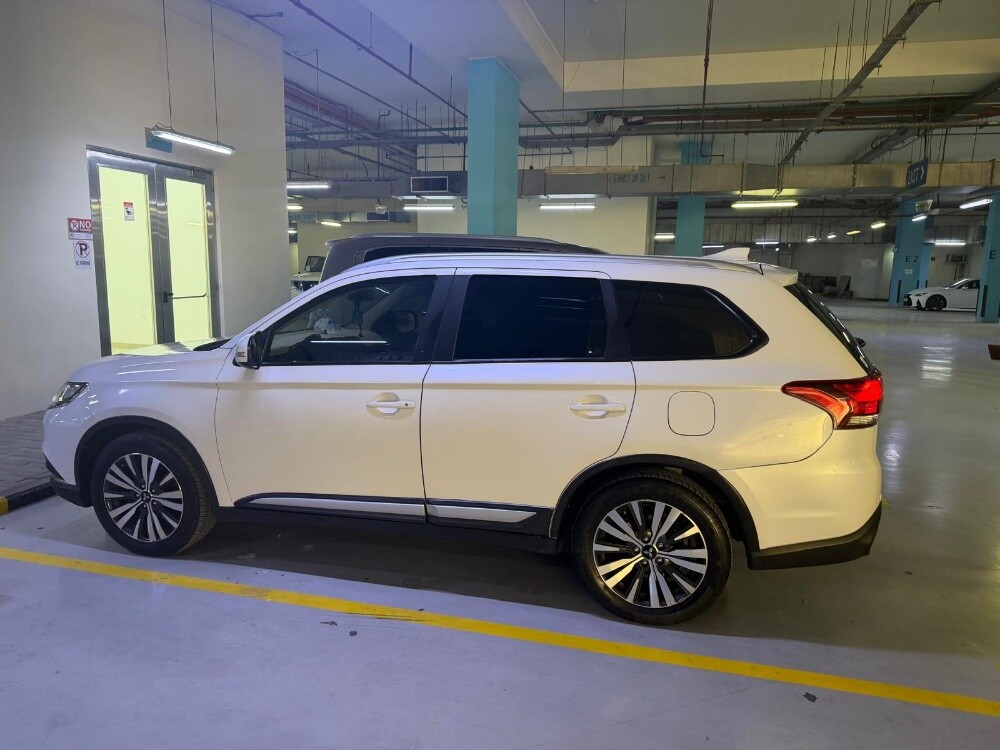 MITUSBISHI Outlander 2020 4wd - 3