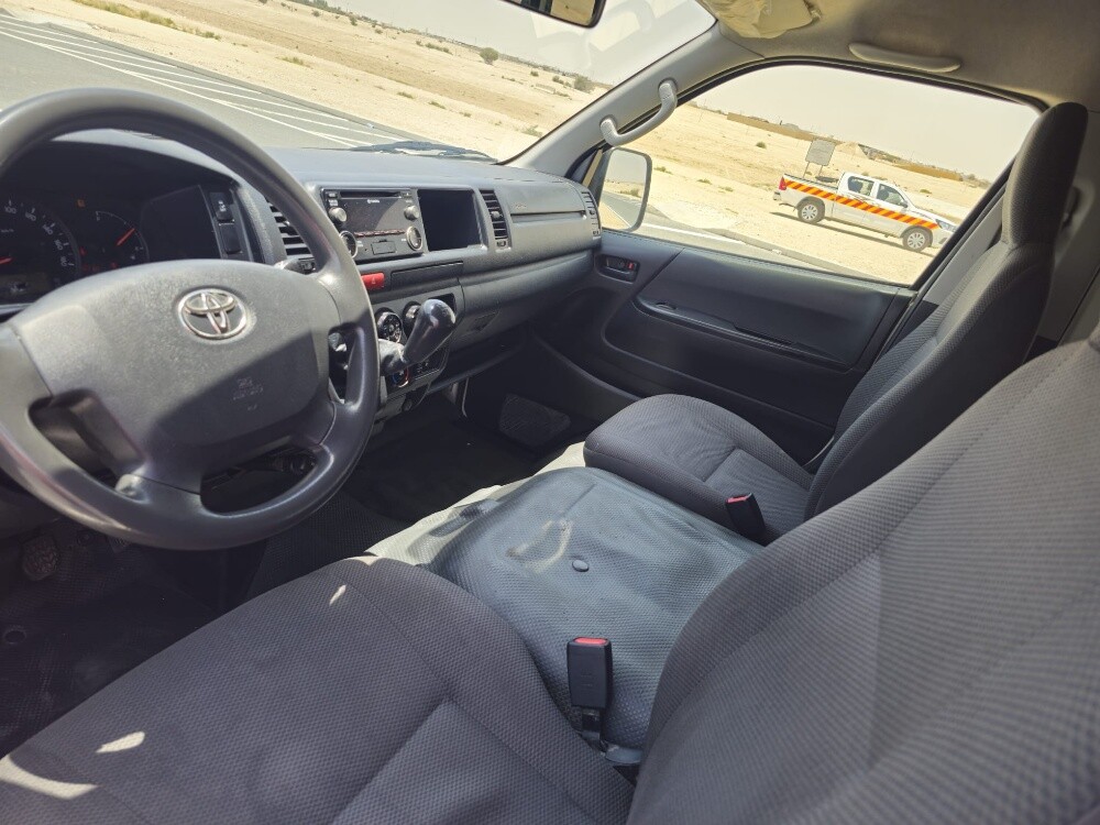 Toyota Hiace 2018 - 8