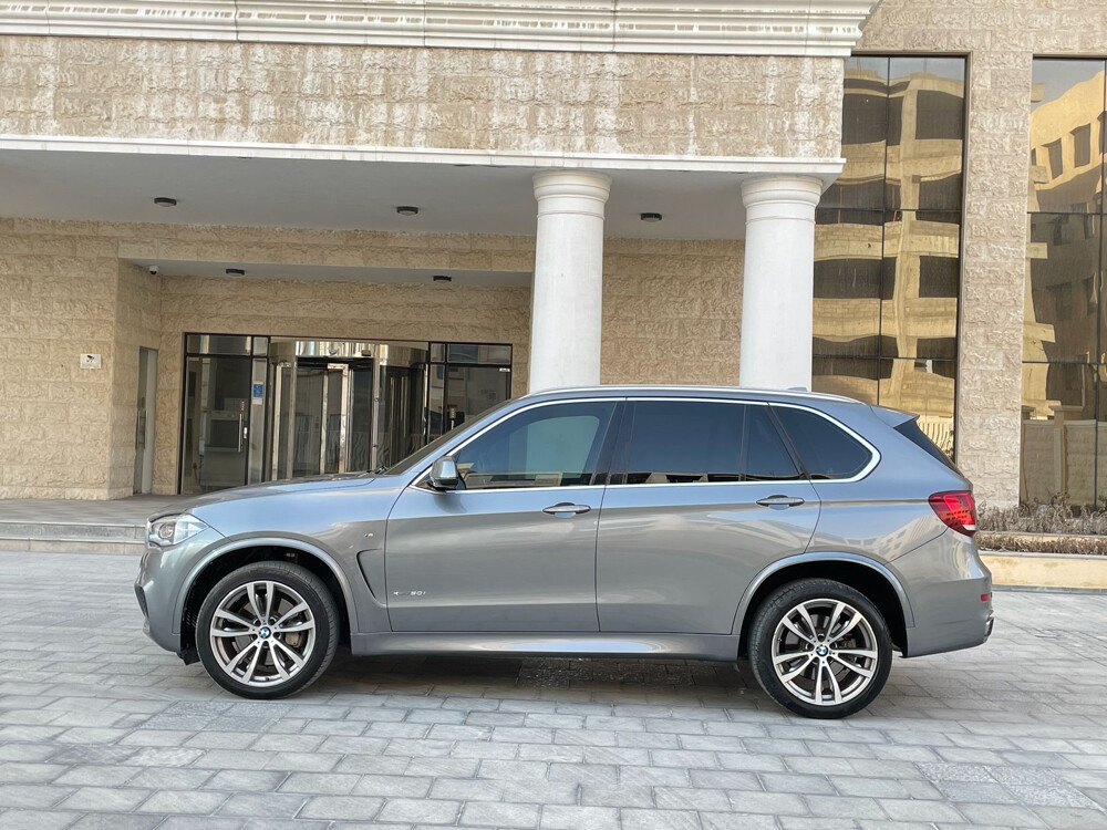 BMW X5 50i 2016 - 4
