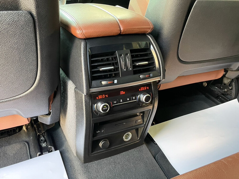 BMW X5 50i 2016 - 13