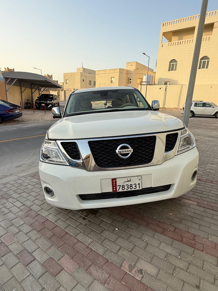 للبيع او البدل نيسان بترول 2011 - 12
