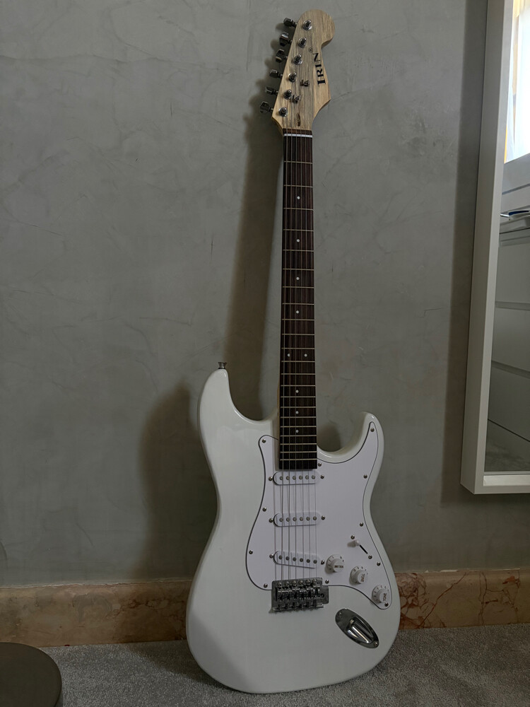 Electric guitar - 1
