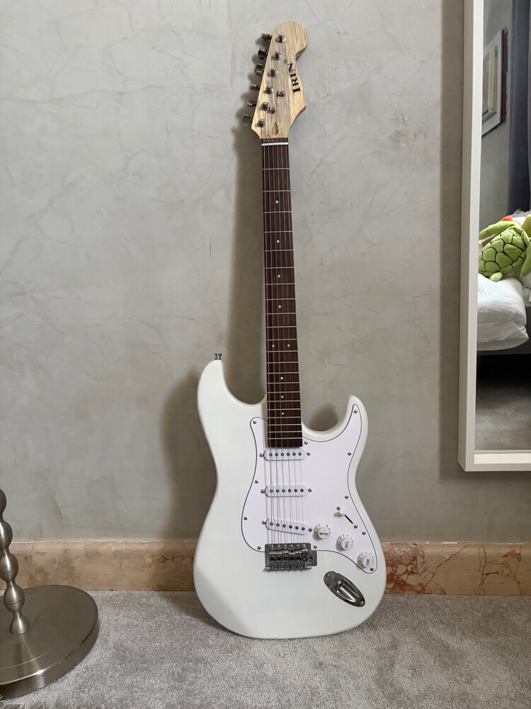 Electric guitar - 2