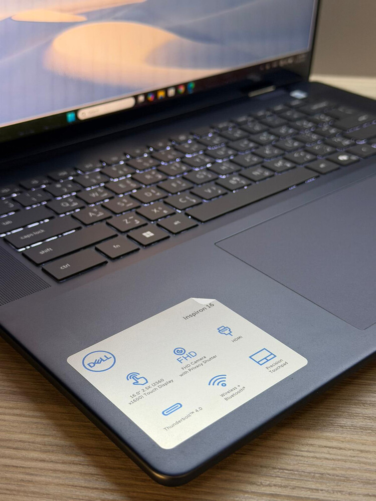 Dell Intel Ultra 7 155H - 7