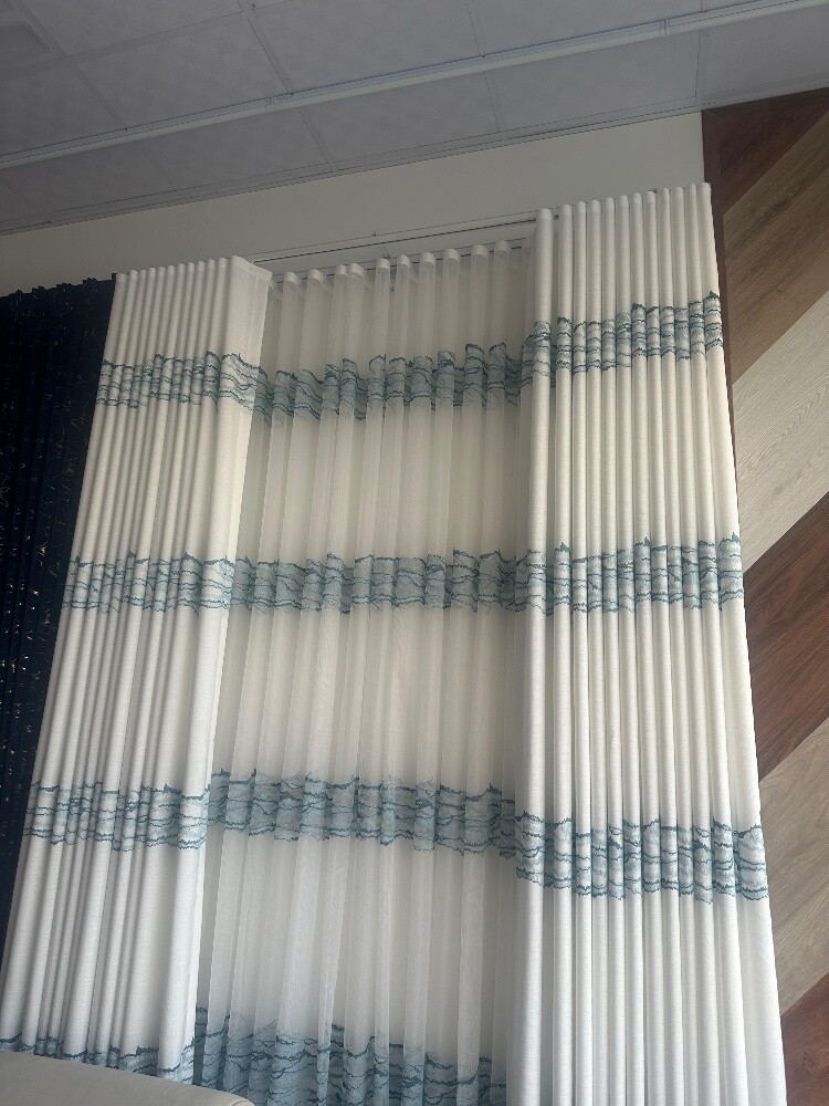 Upholstery and furniture detailing. - 3
