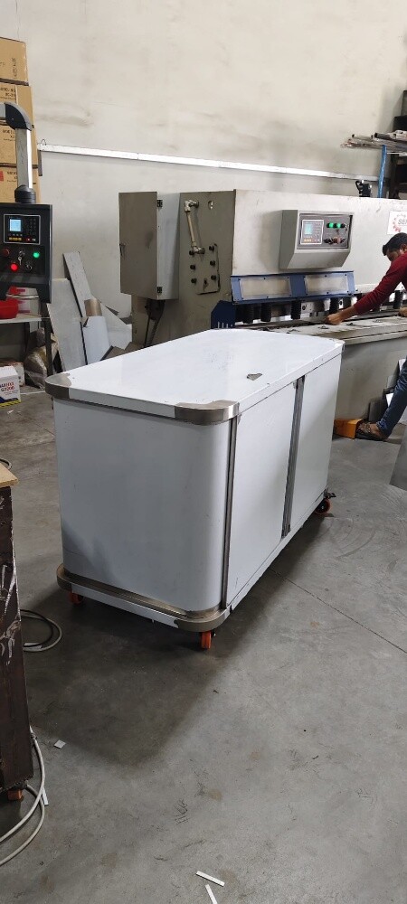 SS Base Cabinet with Hindeg door - 3