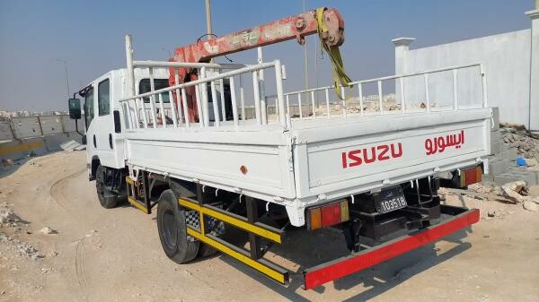 Isuzu Pickup 2010 Model with Crane - 4