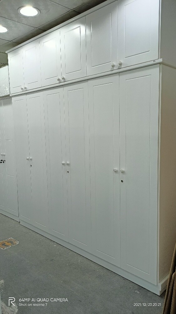 Al Harfa furniture showroom - 1