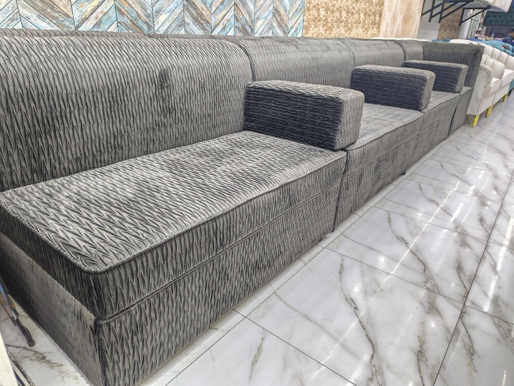 Offer Price! Ten Meters Majlis 1750 - 4