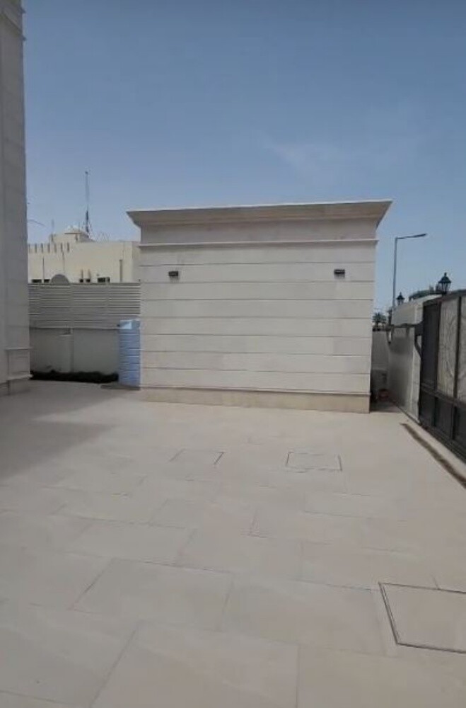 فيلا للبيع بالدفنة تشطيب راقي - 5