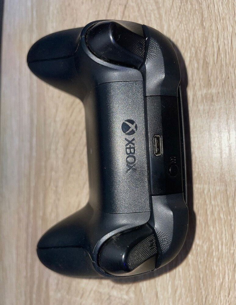 Xbox series controller  - 4