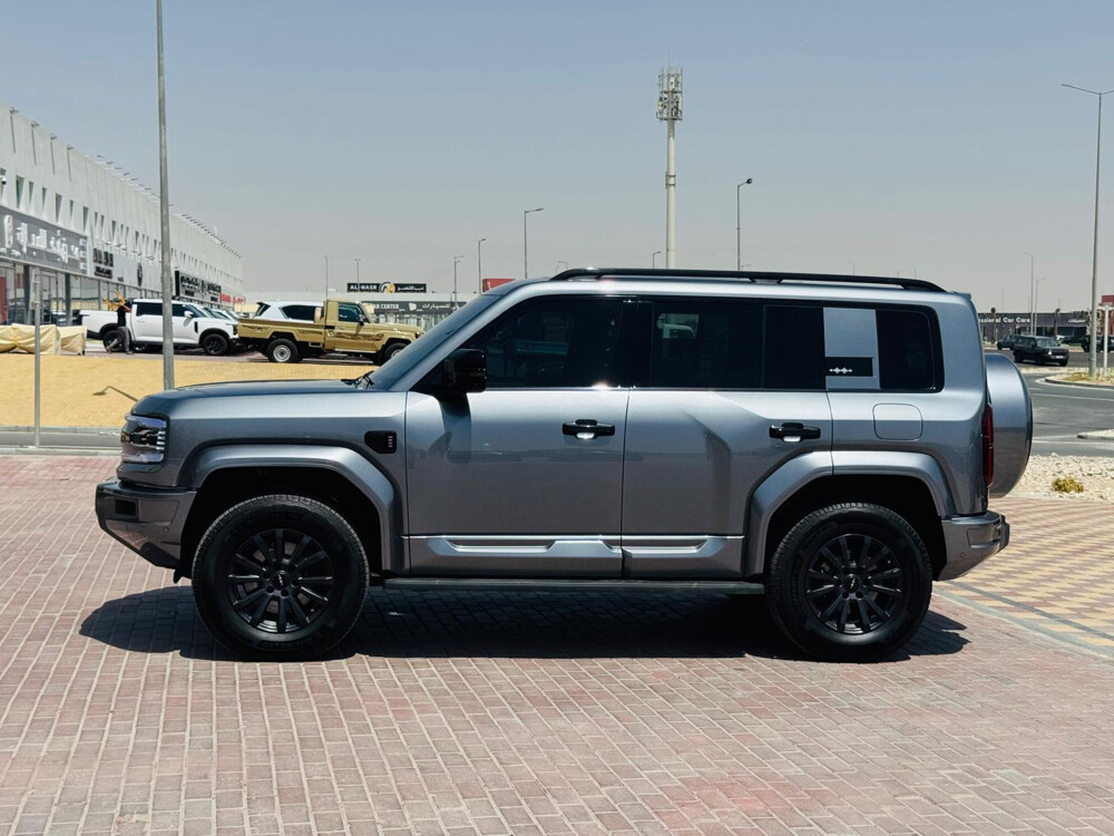 بي واي دي ليوبارد 5 موديل 2025 - 3