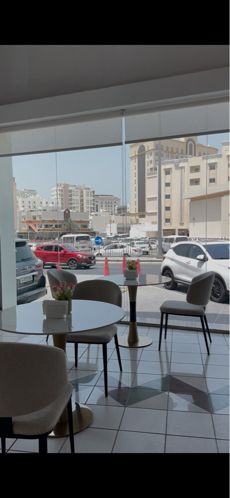 كراسي كوفي وطاولات للبيع واجار - 1