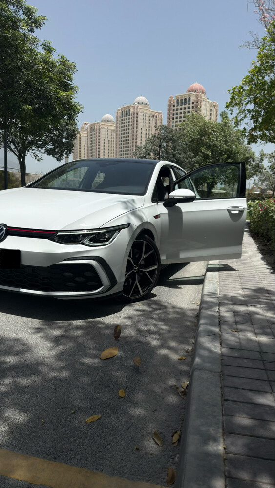 Golf GTI MK8 2.0T DSG Hatchback - 1
