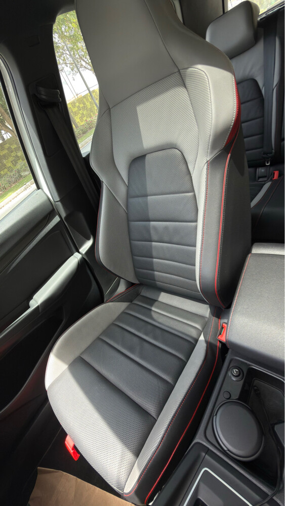 Golf GTI MK8 2.0T DSG Hatchback - 9