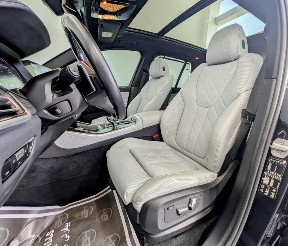 2023 BMW X5 xDrive40i-Original pain - 8