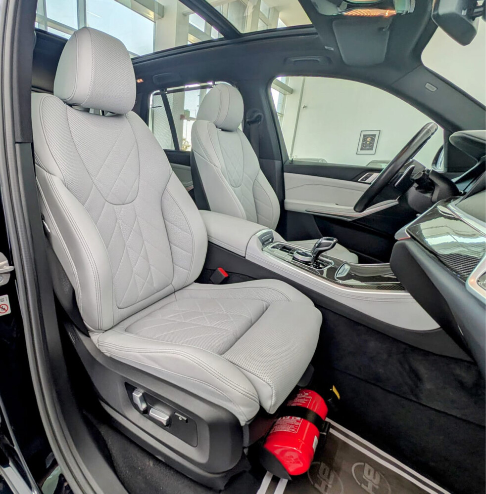 2023 BMW X5 xDrive40i-Original pain - 10
