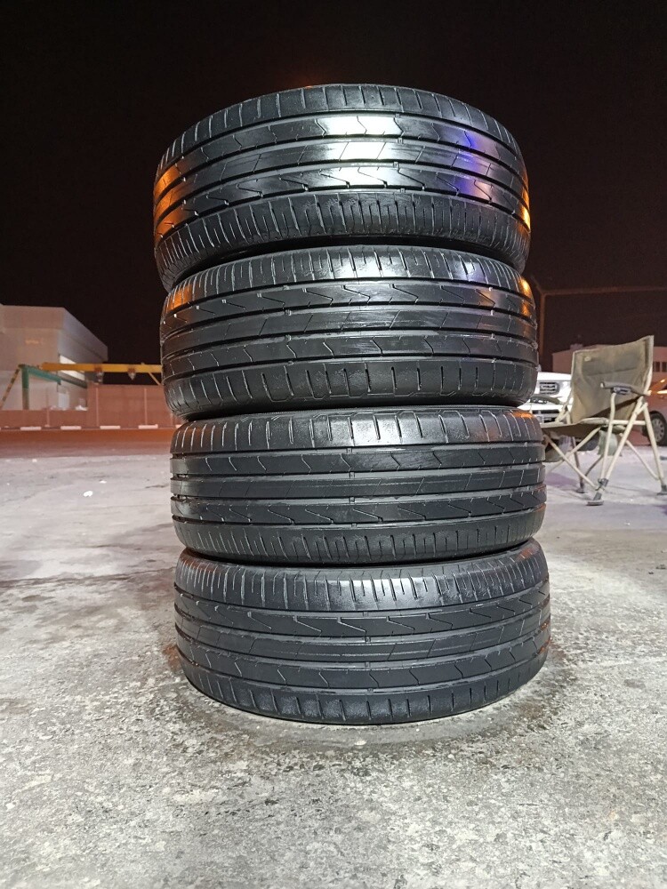 215/55/17 Hankook Tyre - 7