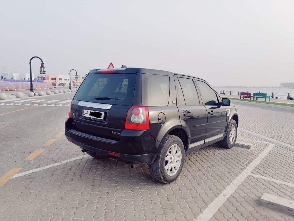 Land Rover-Istimara valid May 2027 - 5
