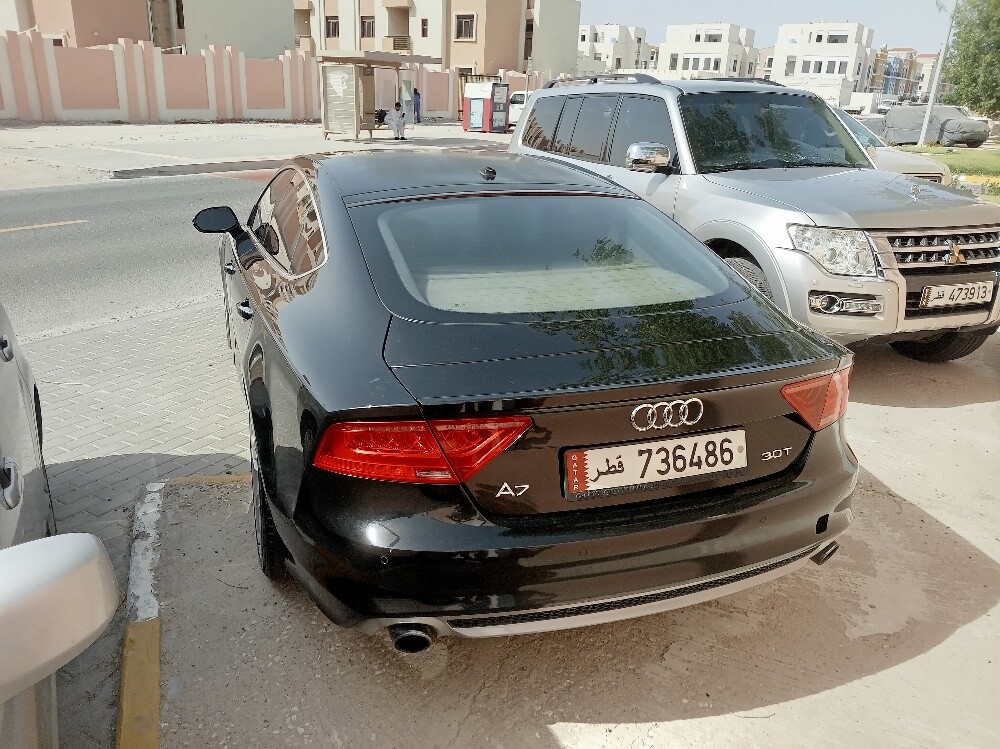اودي اي ٧ - 8