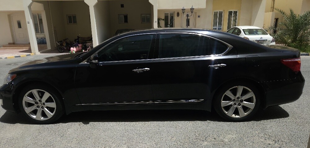 2011 Lexus LS 600hL - 4