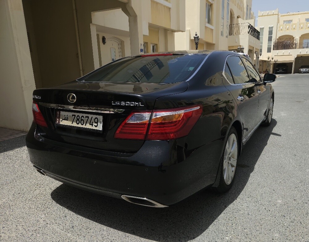 2011 Lexus LS 600hL - 6