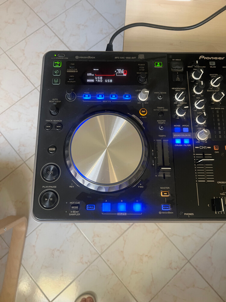 pioneer Dj controller - 3