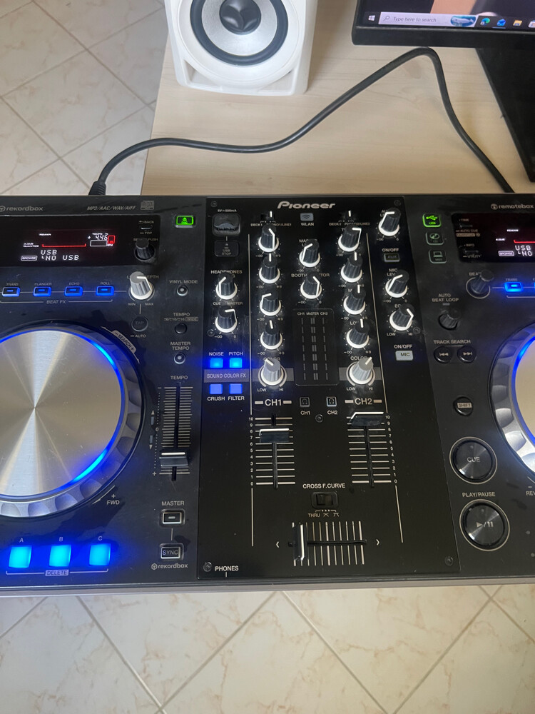 pioneer Dj controller - 2