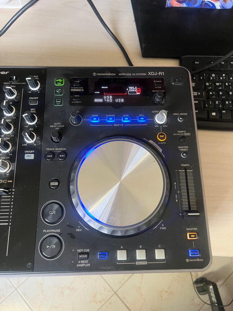 pioneer Dj controller - 4