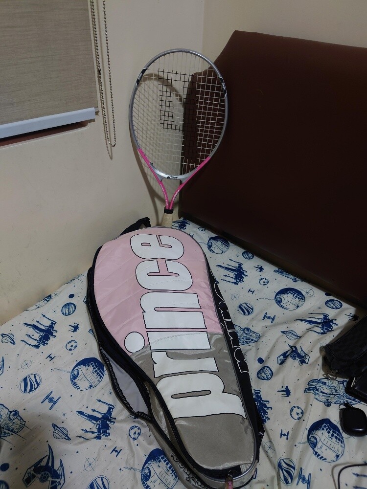 Prince brand tennis bag with racket - 3