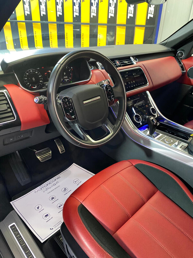 Range Rover v8 under warranty  - 10