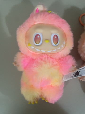 labubus Authentic - 4
