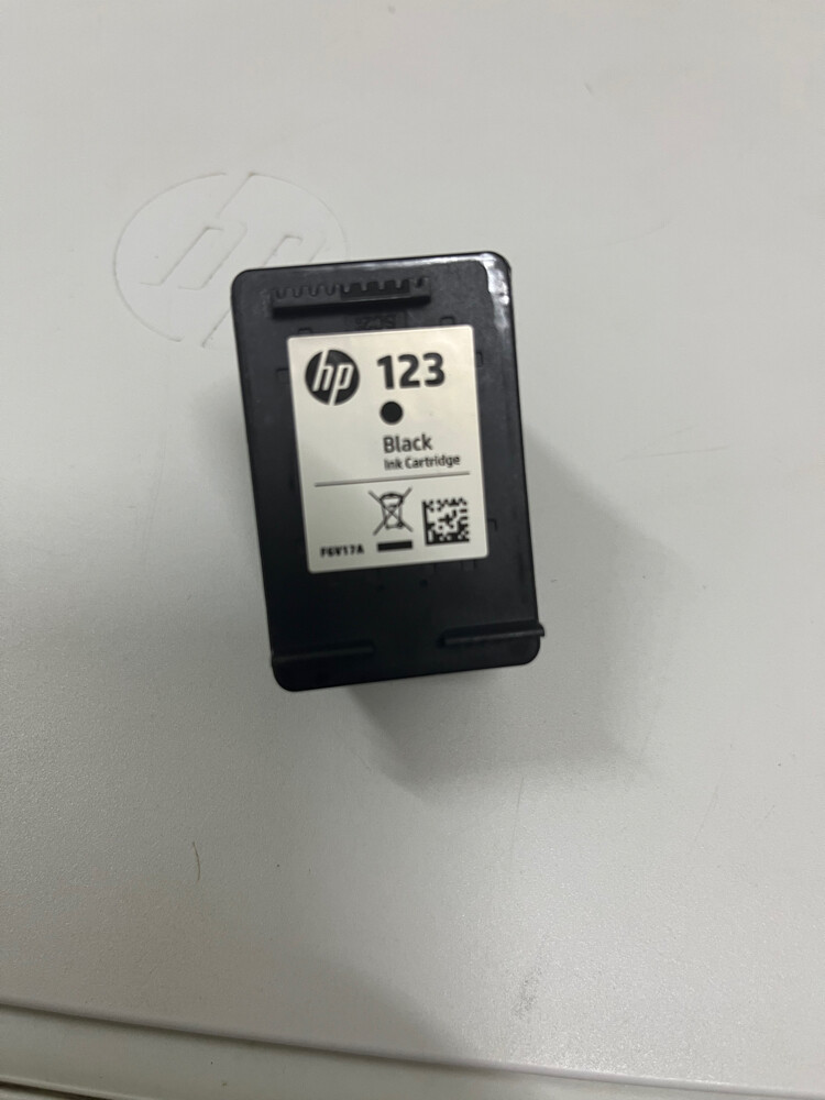 HP printer with ink - 1