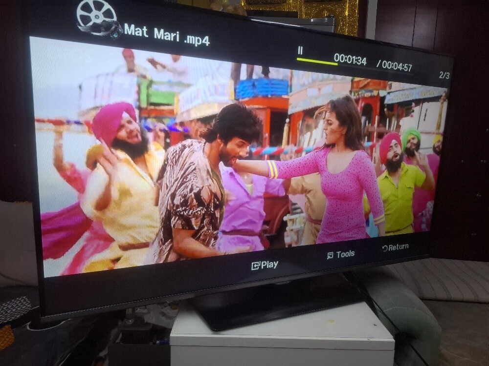 Samsung TV LCD 48 inch good conditi - 18