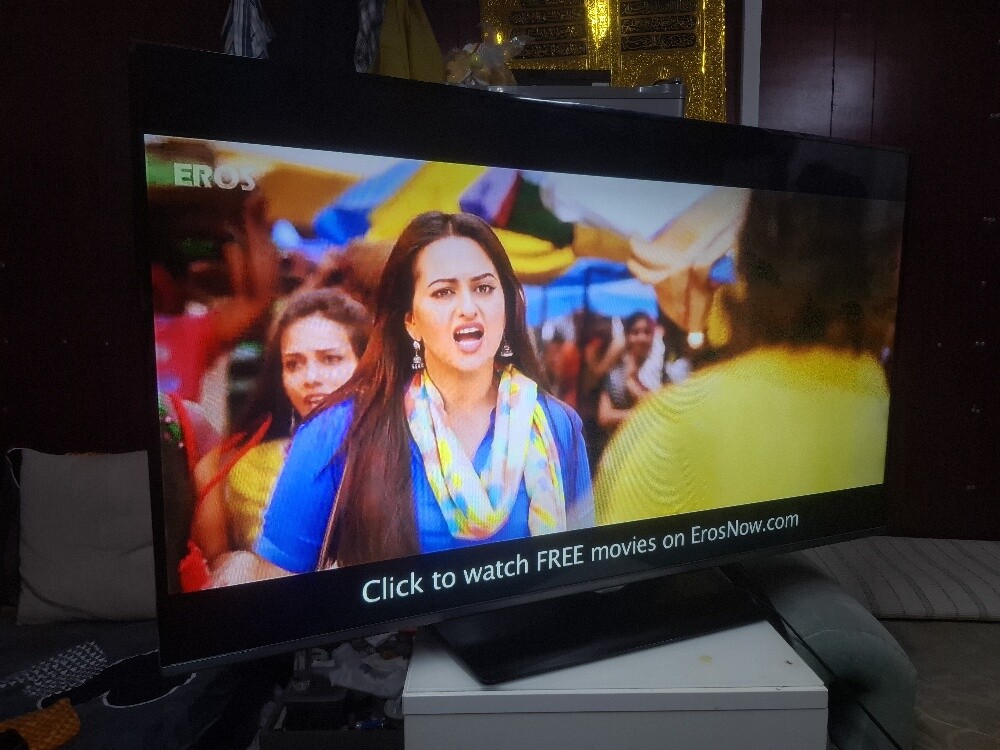 Samsung TV LCD 48 inch good conditi - 16