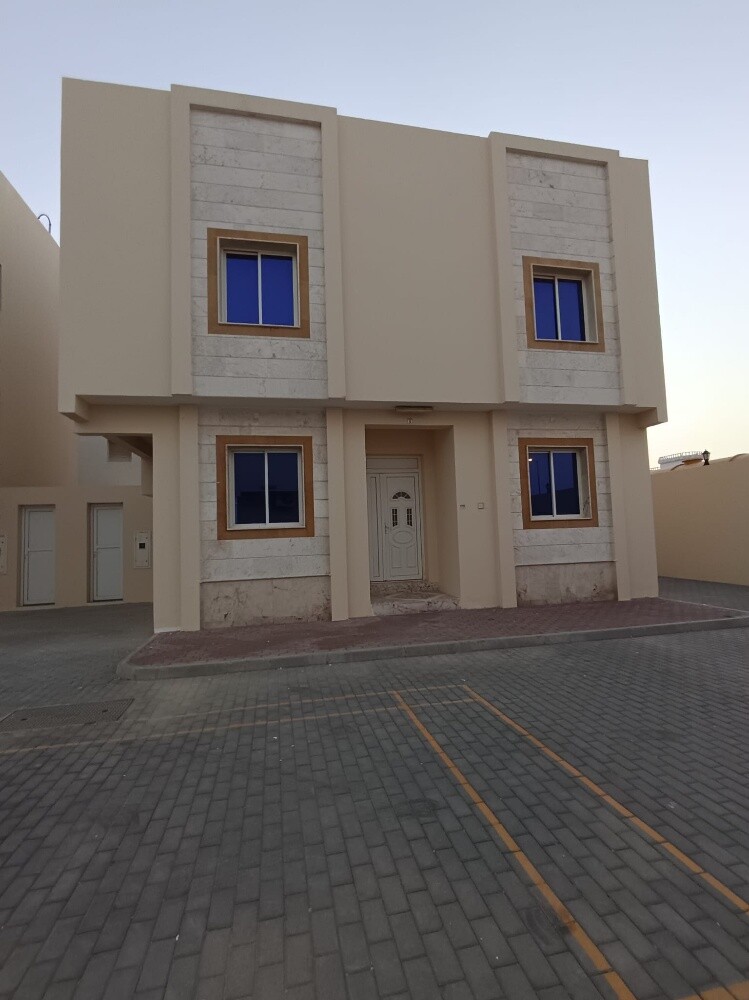Sale 15 Villa in compound alskhama - 19