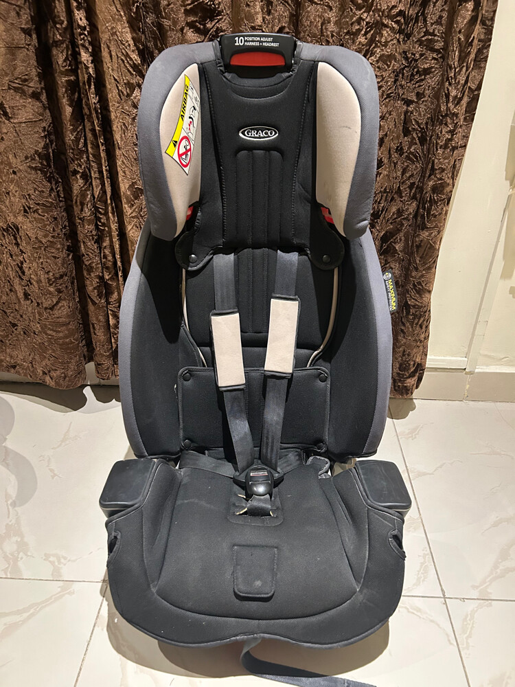 GRACO toddler car seat - 1