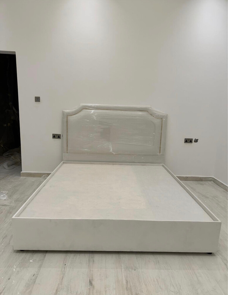Bed - 12